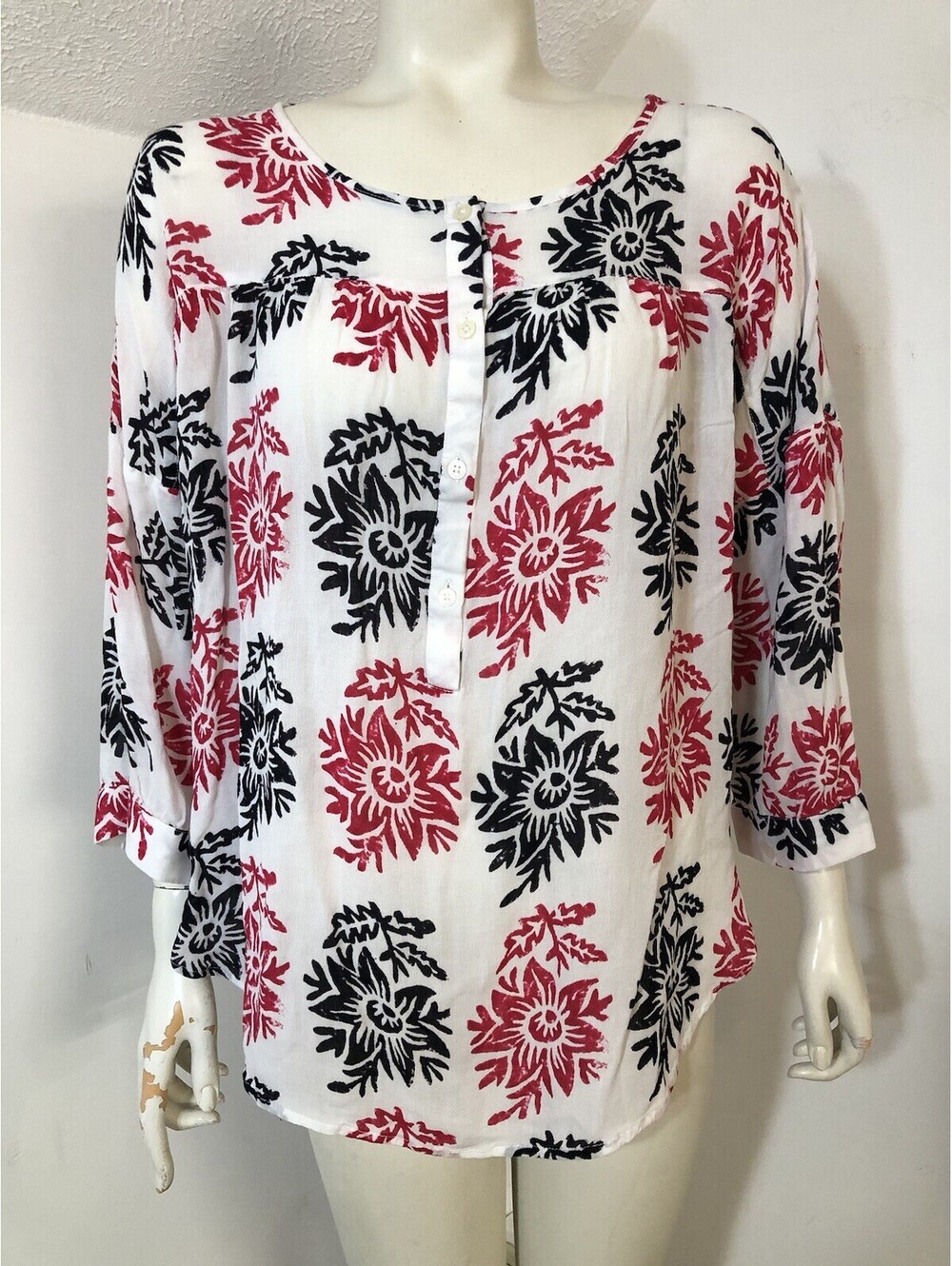 Loft Womens Large 3/4 Sleeved Popover Blouse White Red Black Flowers Half Button